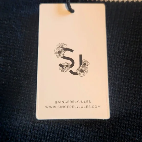 NEW! Sincerely Jules SKI Crewneck Pullover Sweater - Picture 5 of 9